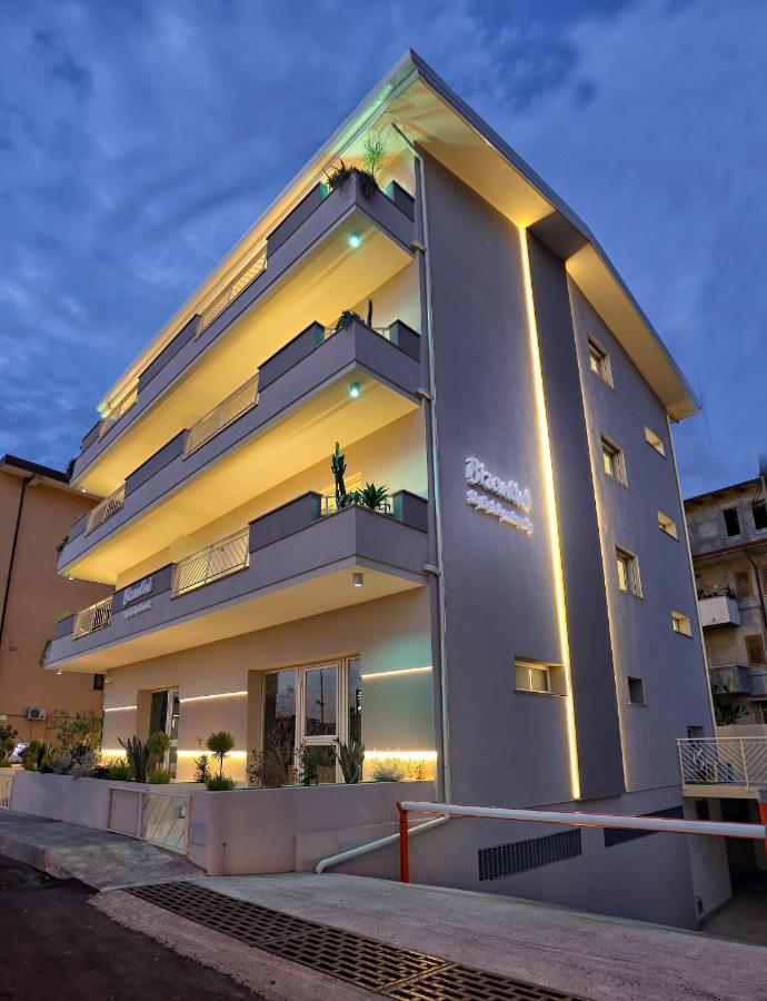 Bizantini Tropea Aparthotel Ngoại thất bức ảnh